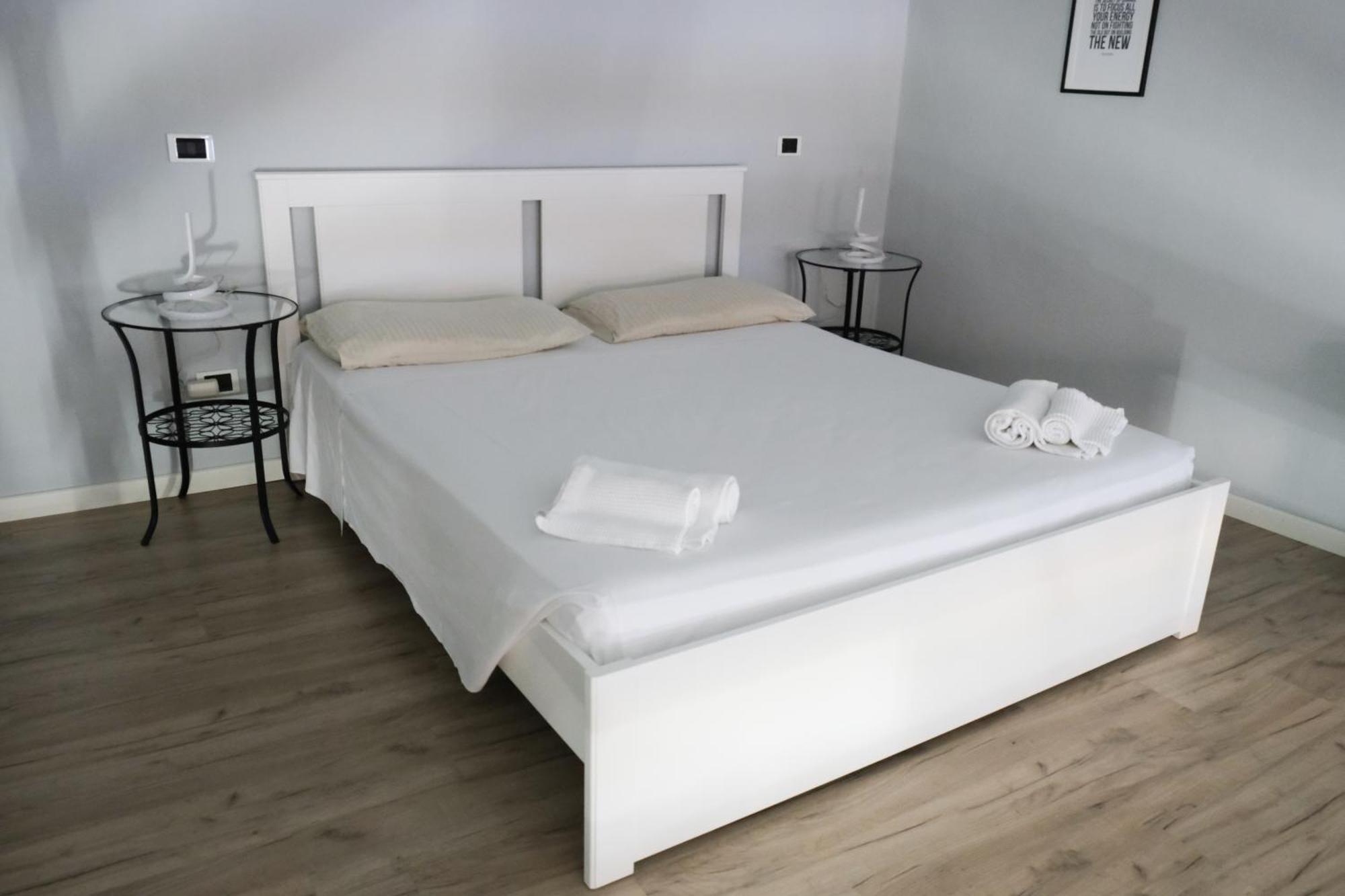 Carega City Center Apartment Верона Екстериор снимка